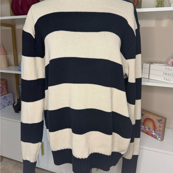 Brandy Melville Striped Navy and Cream Women's Sweater - Picture 2 of 10